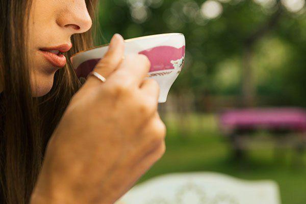 woman drinking tea