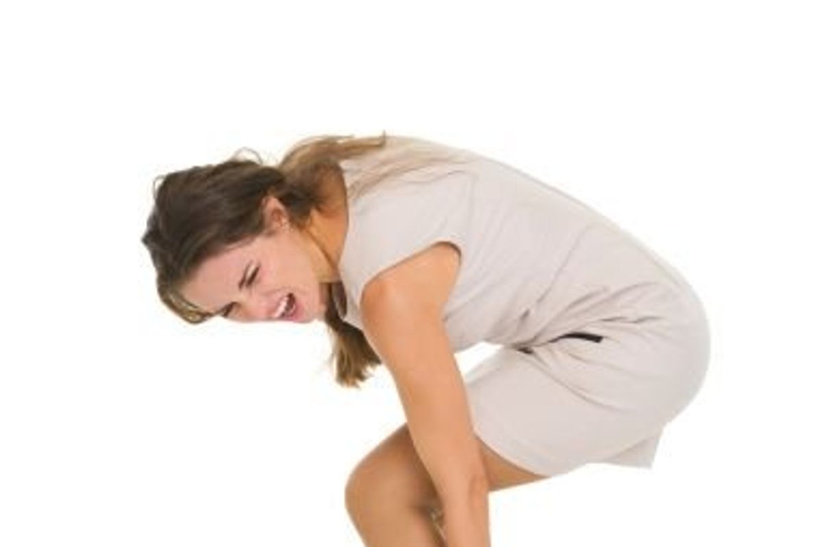 woman having foot pain due to high heels