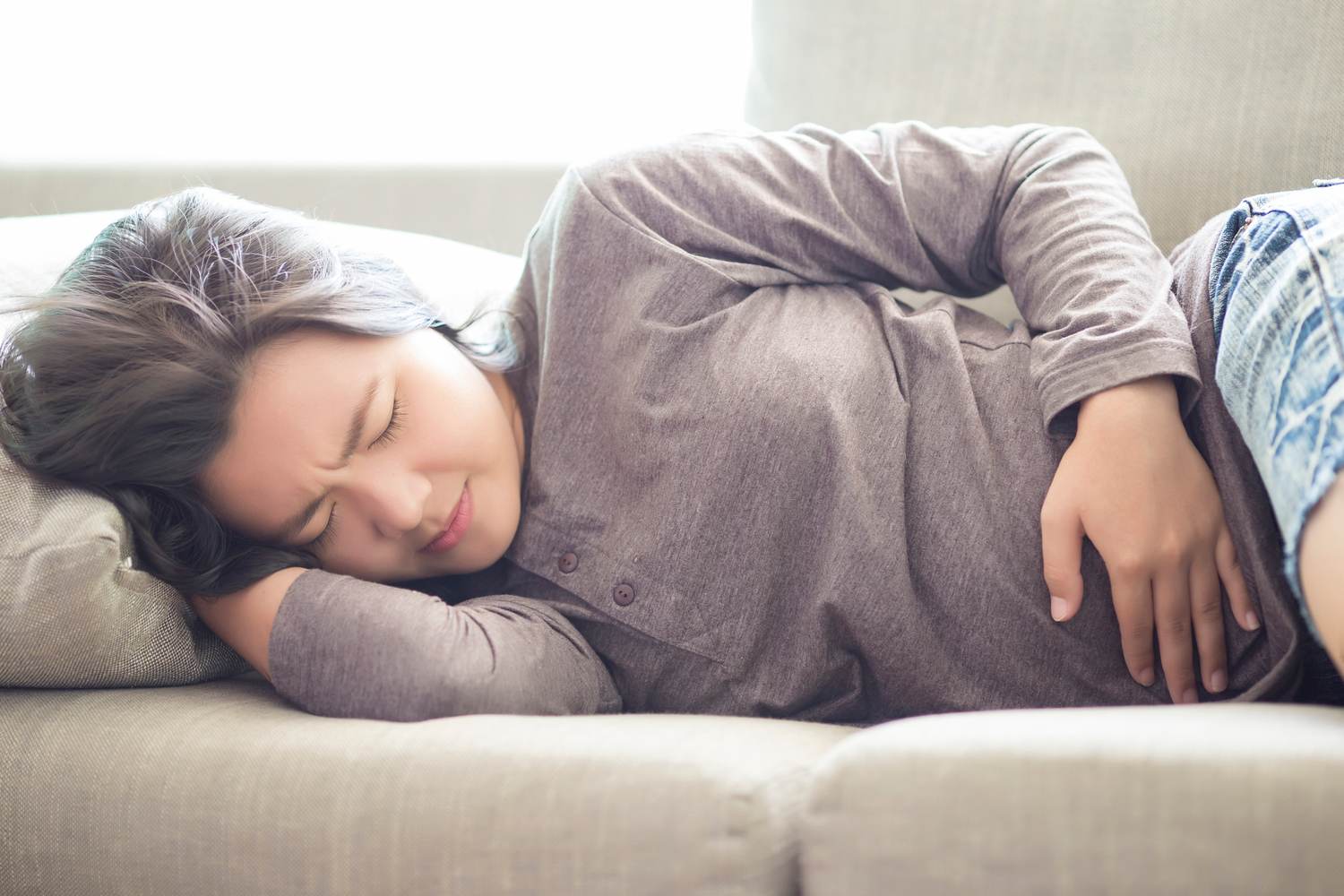 10 Signs You Have a Leaky Gut—and How to Heal It