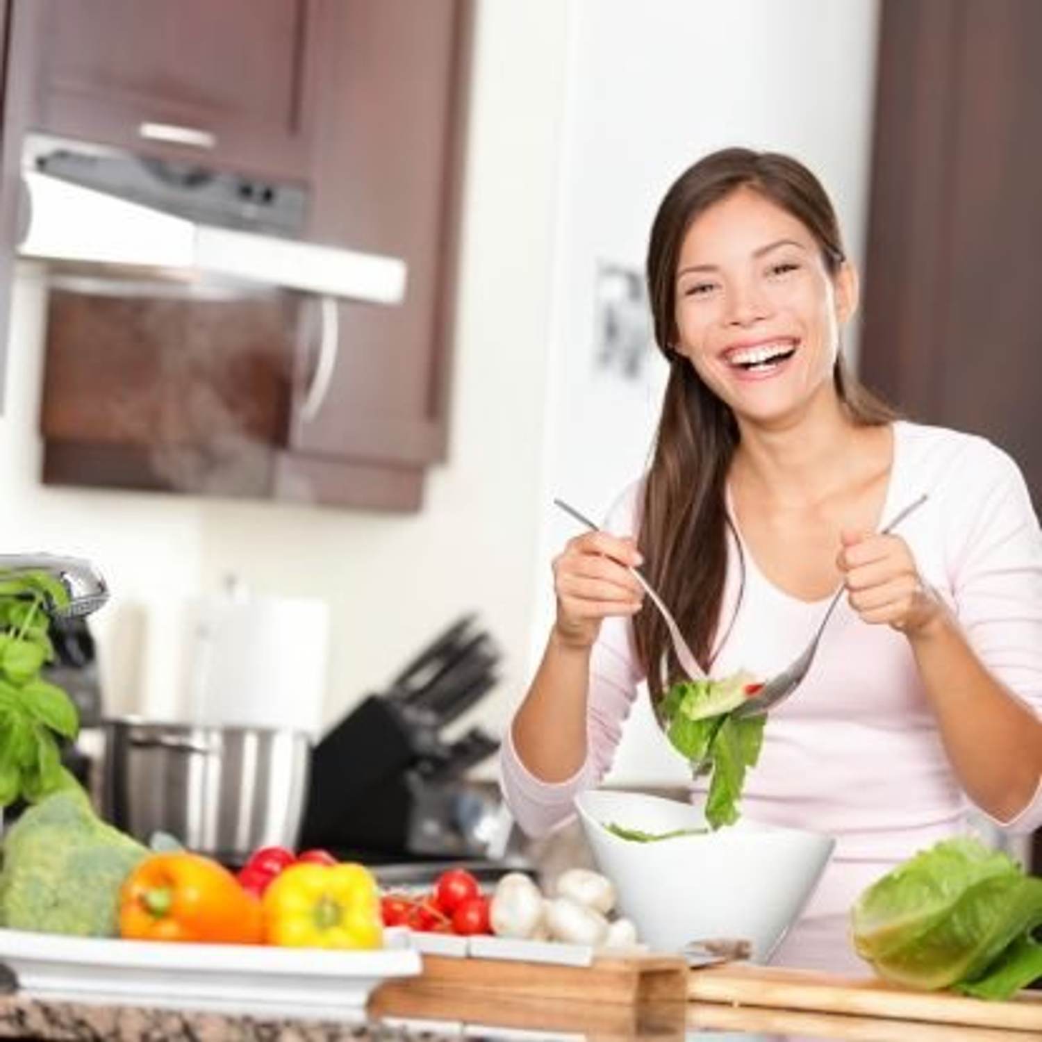 6 Belly-Flattening Food Tips