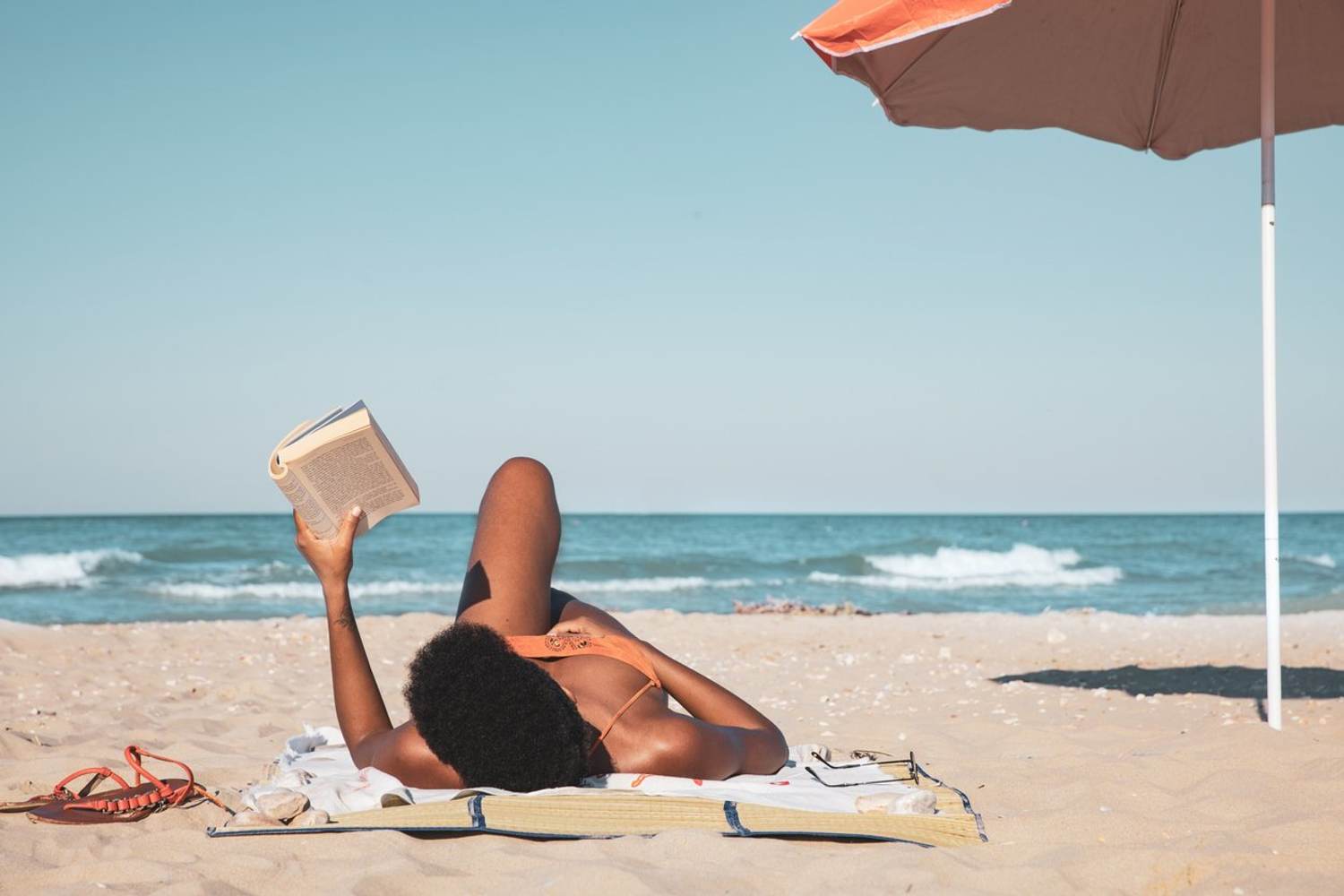 5 Hot and Healthy Beach Reads
