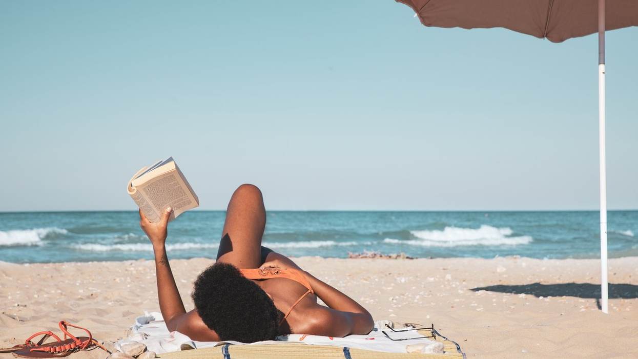 5 Hot and Healthy Beach Reads