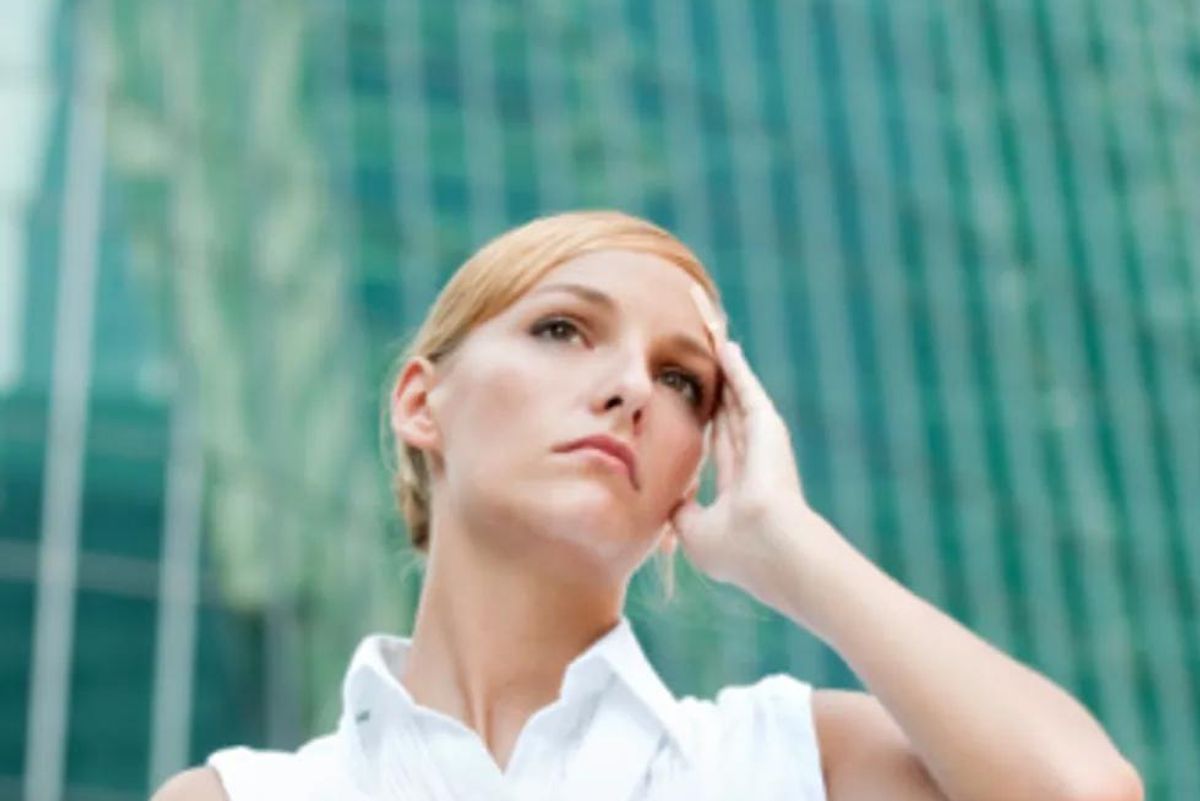 woman with a broken arm