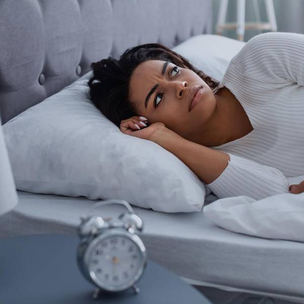 woman wtih insomnia