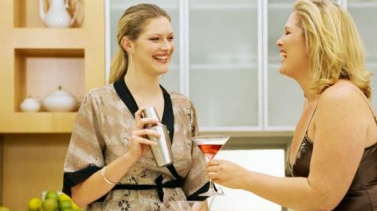 Toast the Oscars with a Healthy "Cosmo"